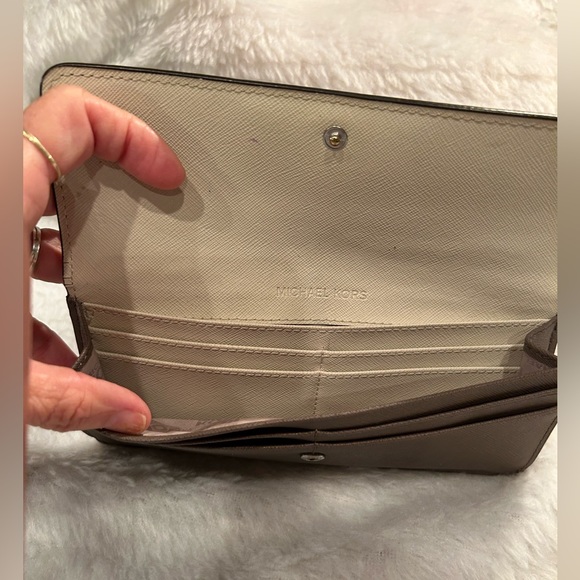 NWOT Michael Kors Slim Jet Set Wallet - Picture 3 of 10